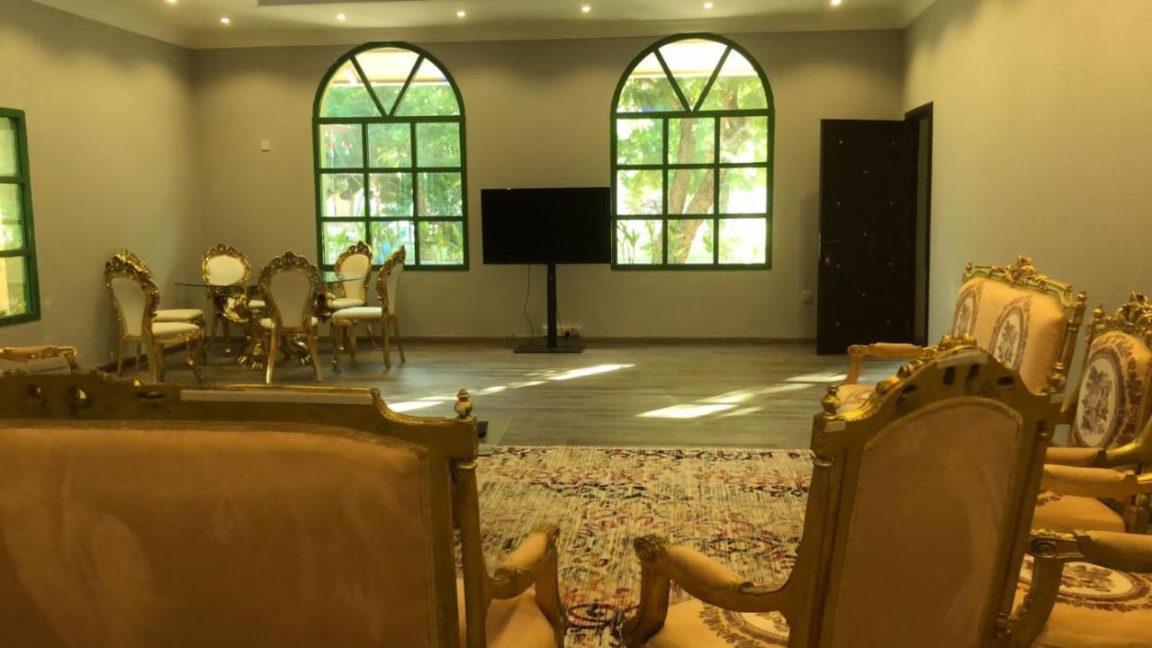 Big Guest House - استراحة كبيرة Al Hamidiyah Exterior photo